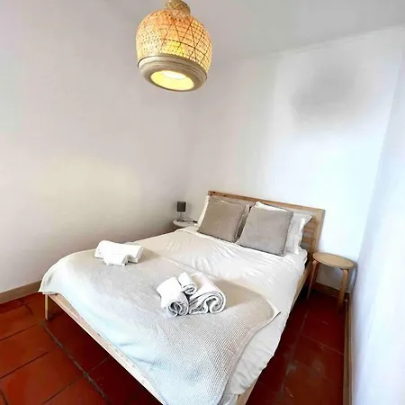Studio In Estoril Near Beach Walk In 3 Min Buitenkant foto