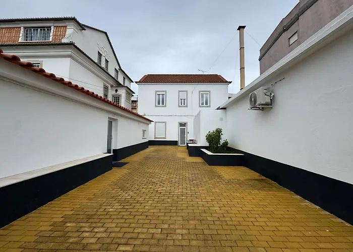 Studio In Estoril Near Beach Walk In 3 Min